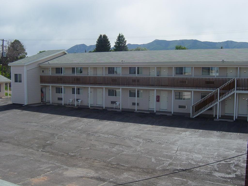Canyonlands Motor Inn Monticello Extérieur photo